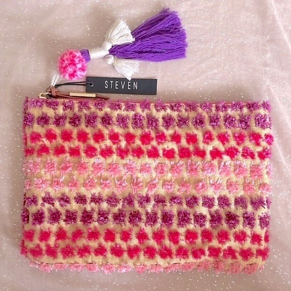 Brand new Steven Steve Madden Large Zippered Clutch Burlap w/ Pink Straw Poms